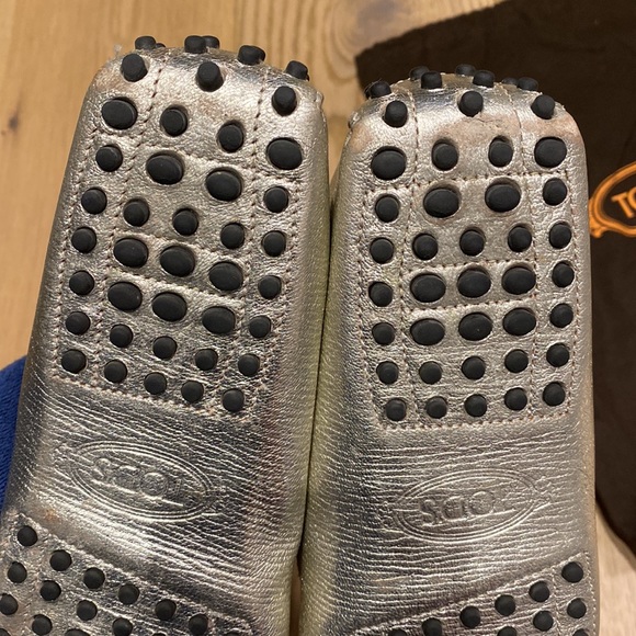TODS Loafers - Picture 5 of 6
